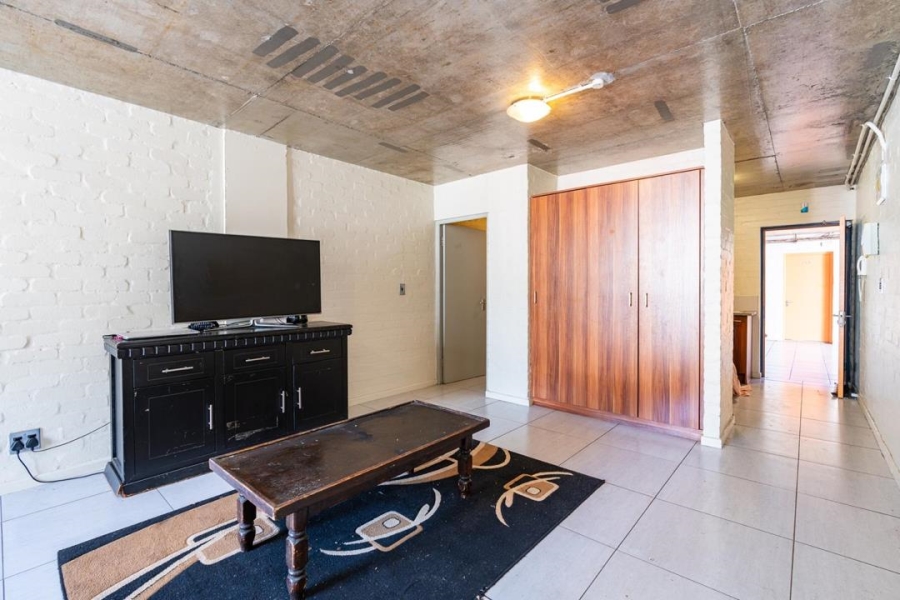 1 Bedroom Property for Sale in Woodstock Western Cape